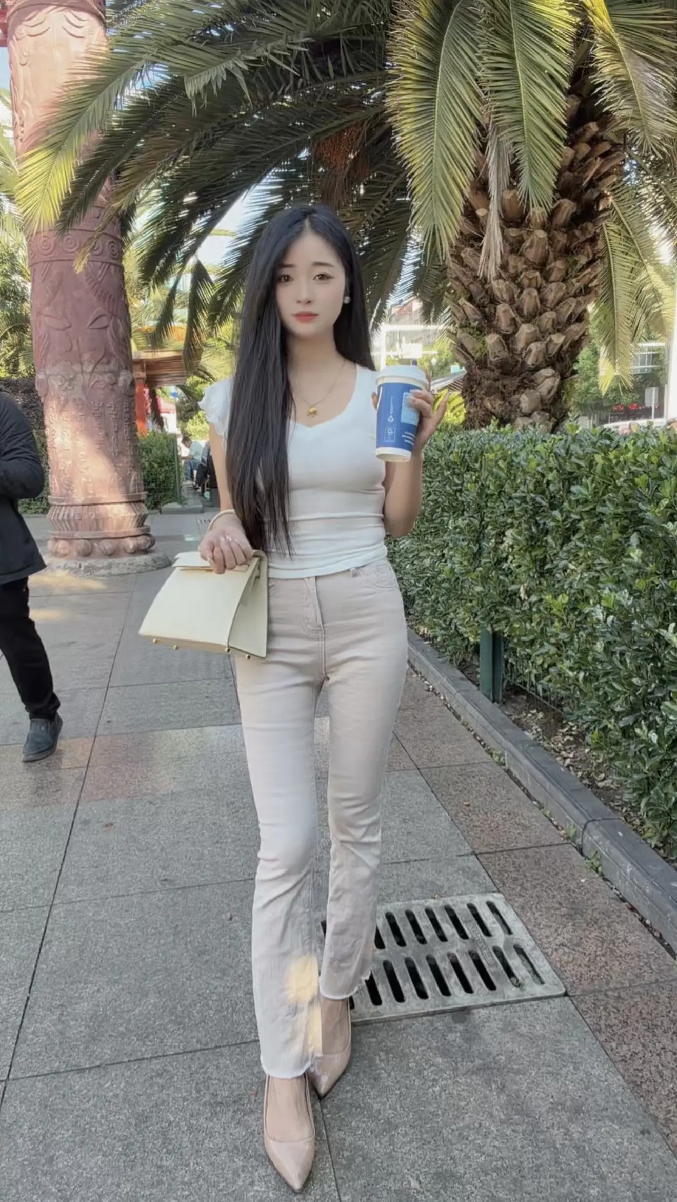 奶茶一杯快乐加倍