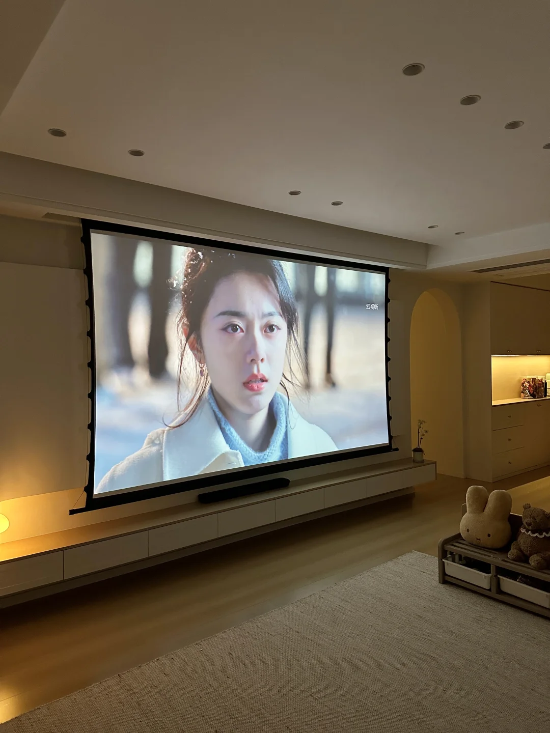 普通人有点小钱就买个房子吧，真的很幸福！