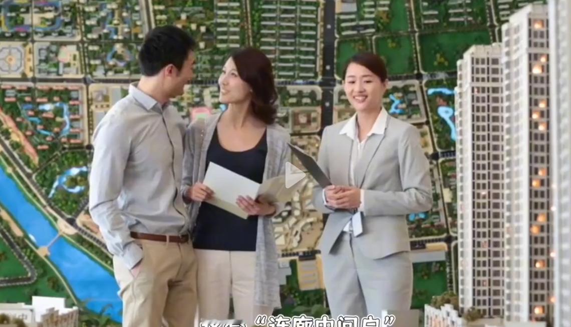 4年前预算紧张，在销售推荐下，我们买了套“连廊中间户”，被“性价比高、南北通透、