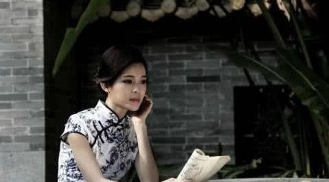 很多人只知道川军抗战铁血悲壮，却少有人知晓，1945年抗战胜利那年，川军二十军内