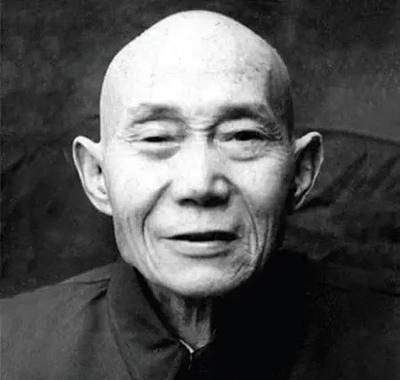 1940年，吴凤翔刺杀日军少将，走到门口时，他发现里面有好几名日军，刺杀没有把握