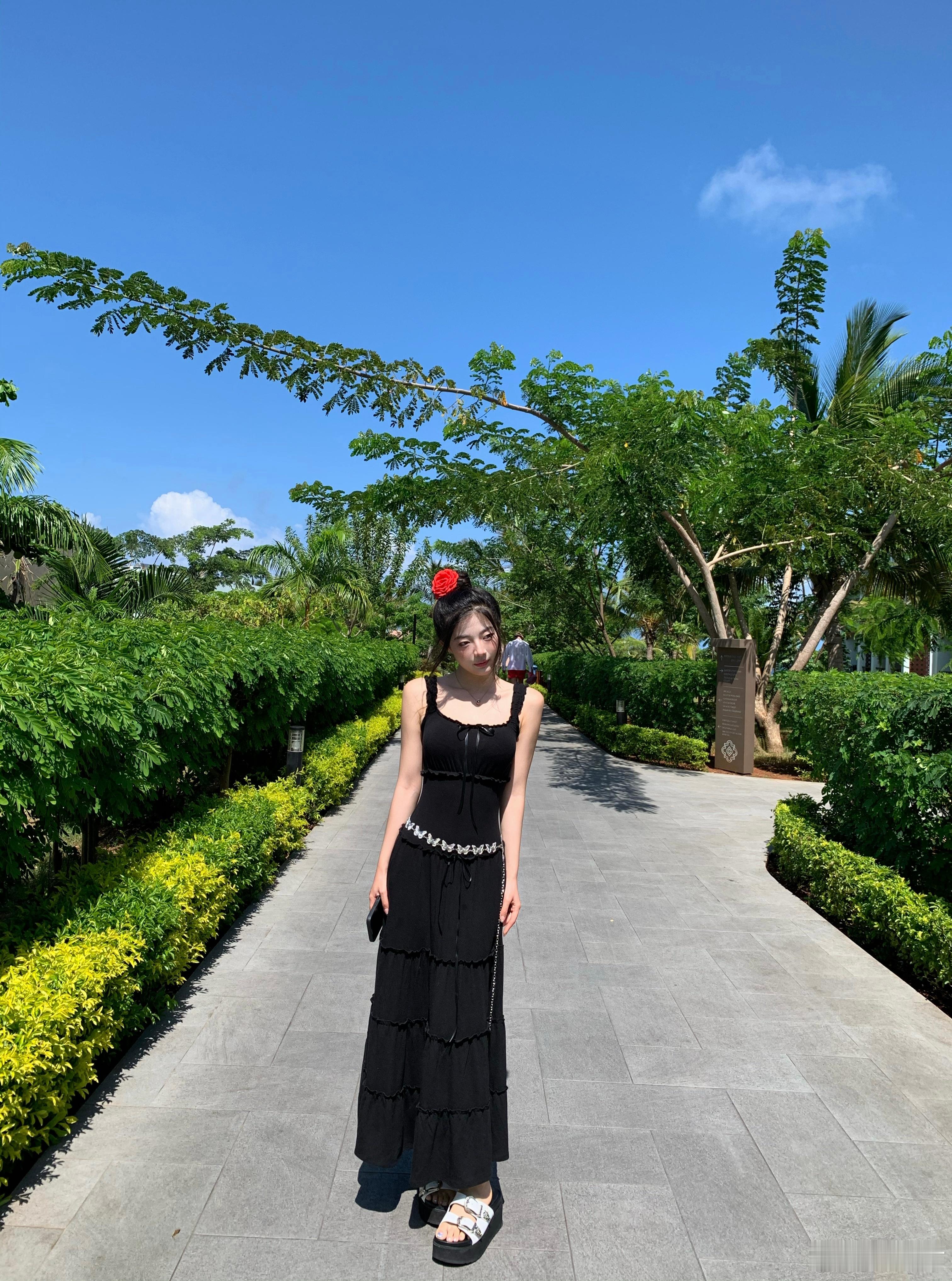 好久不见 甚是想念啦🌹 ​​​