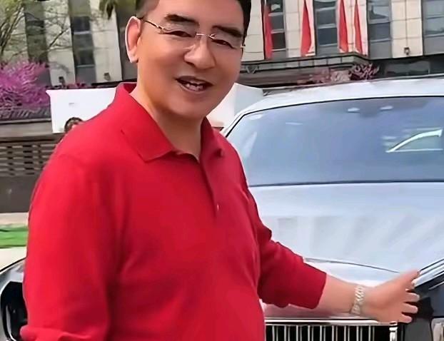 陈光标说了要把新买的劳斯莱斯给张雪使用，注意是使用不是送，也就说这辆车拥有权还是