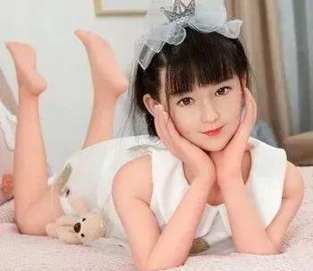 江苏淮安，一男子为了解决自身的生理需求，支付3700元网购实体娃娃，到货后发现只