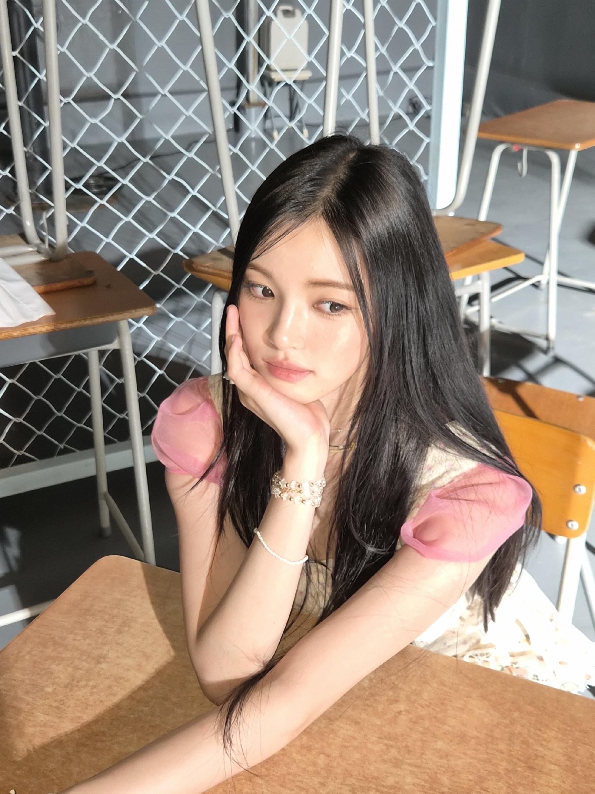 又刷到pretty please的这套造型 好喜欢啊… 