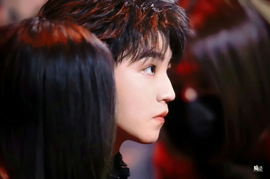 TFBOYS三只的侧颜！ 