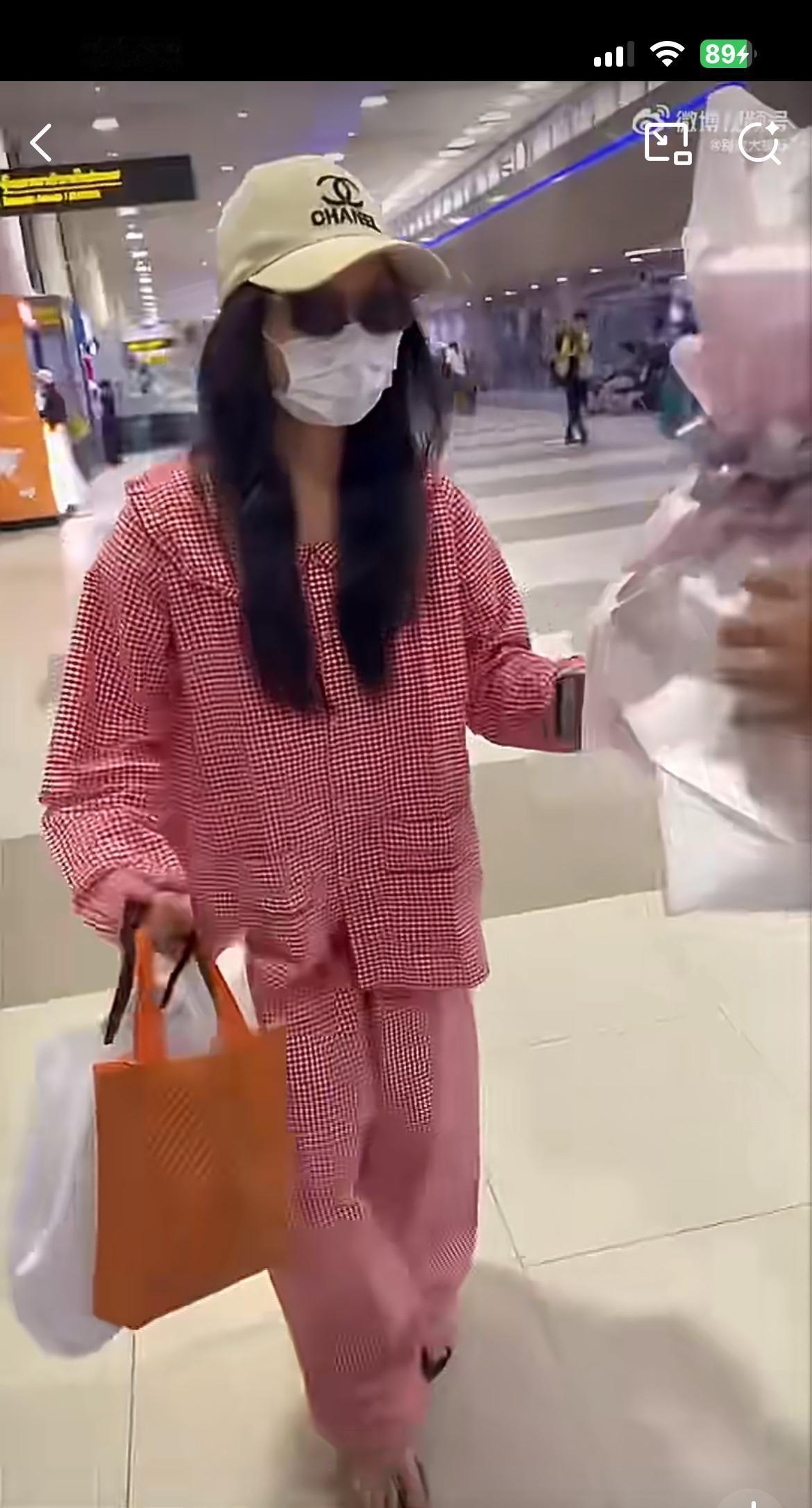 广西妹子网恋富二代奔赴泰国，落地直接被绑缅甸！家人凑40多万才赎回。广西田阳这名