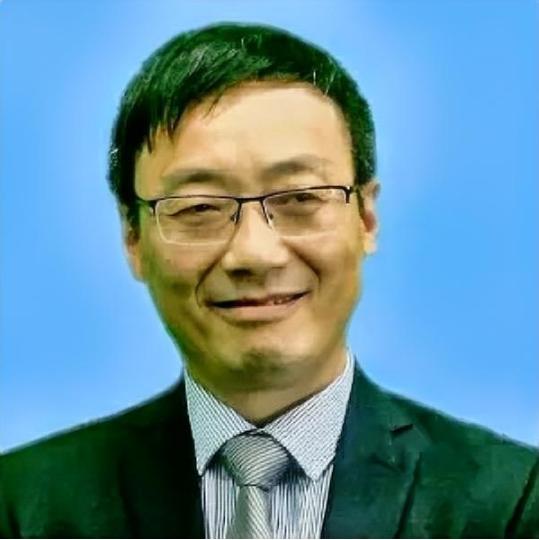 汤家凤6月26日一大早连发两篇评论文章，在批判西方国家在移民和难民问题原罪的同时