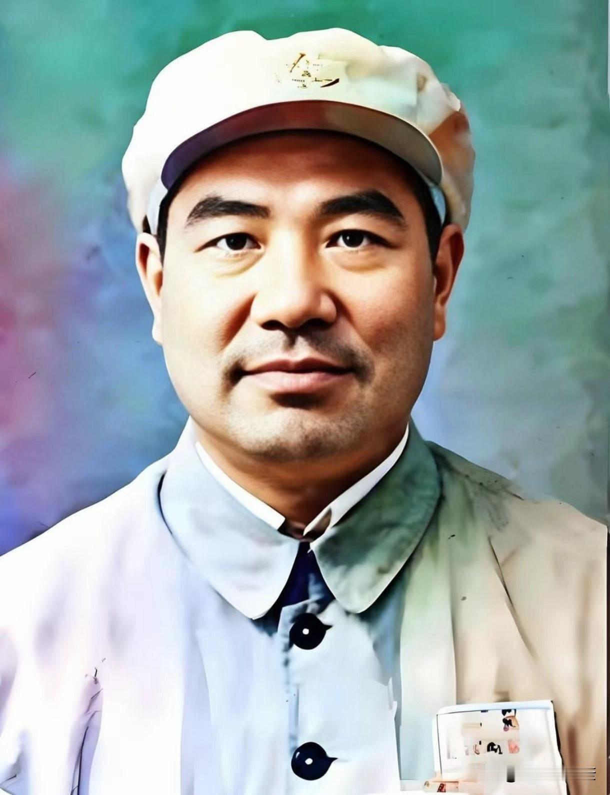 “西边的太阳快要落山了……”这首歌人人会唱，可很少有人知道，歌里那位“张司令”的