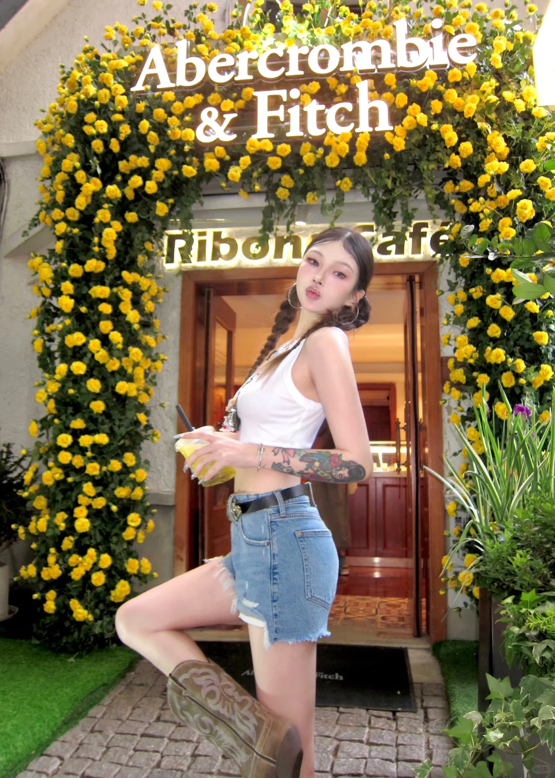 🌊𝑻𝒉𝒆 𝒈𝒂𝒓𝒅𝒆𝒏,𝒔𝒖𝒏𝒔𝒉𝒊𝒏𝒆🍋