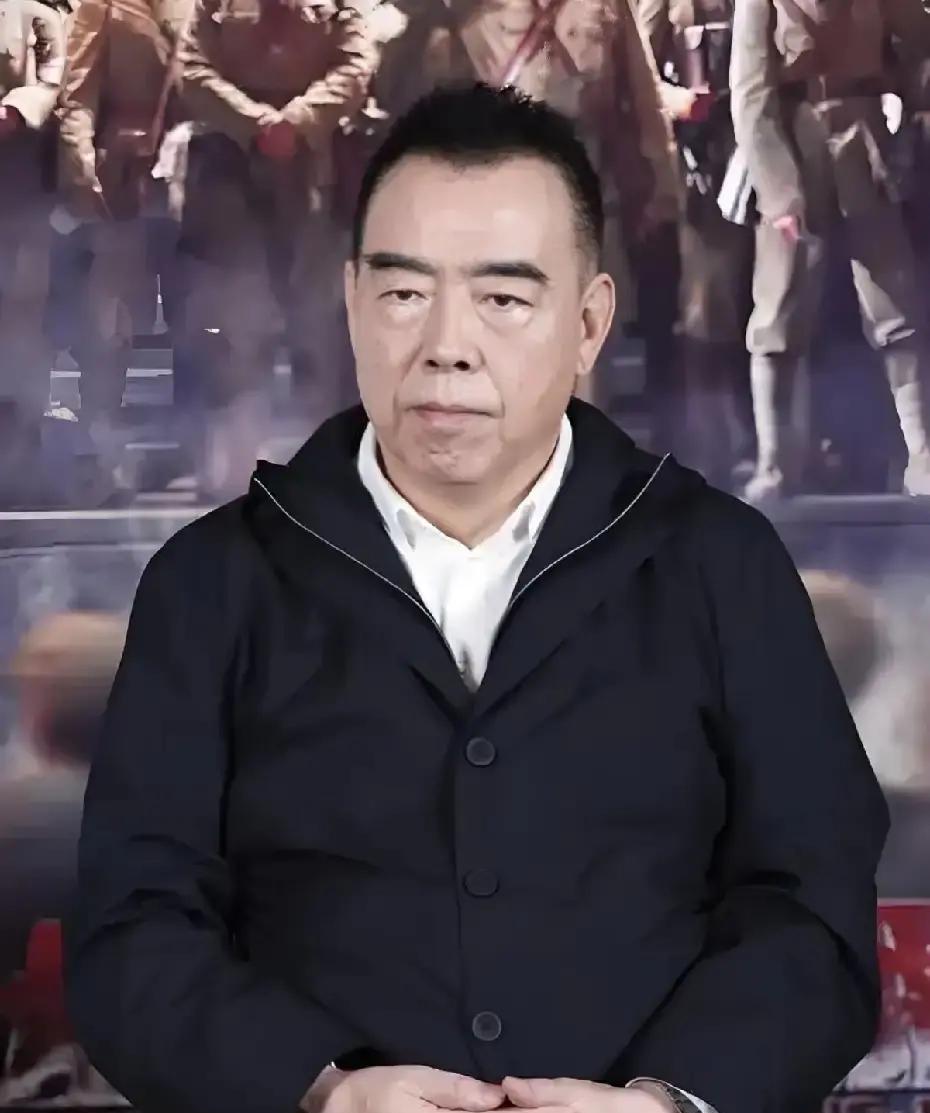 你别再喊她陈凯歌夫人了！
她操盘的电影狂揽百亿票房！
从《无极》起她就把住剧组实