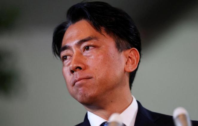 难道只要手里没捏着核按钮，一个曾经把半个亚洲拉入血海深渊的国家，就能心安理得地把