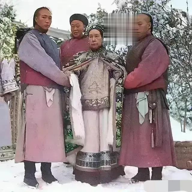 现实中的慈禧没有电视剧中的洋气，时髦，漂亮，有气质……这是为什么呢？