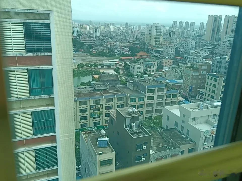网友：我二叔，体制内，真是人间清醒，不到50岁，婶子离开了，唯一的儿子已经上大学