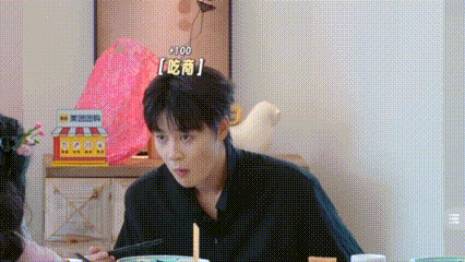 柯淳紧急撤回一个吐蒜皮 9年泡独头蒜竟然能泡出这么奇妙的口感，何赛飞简直是美食大