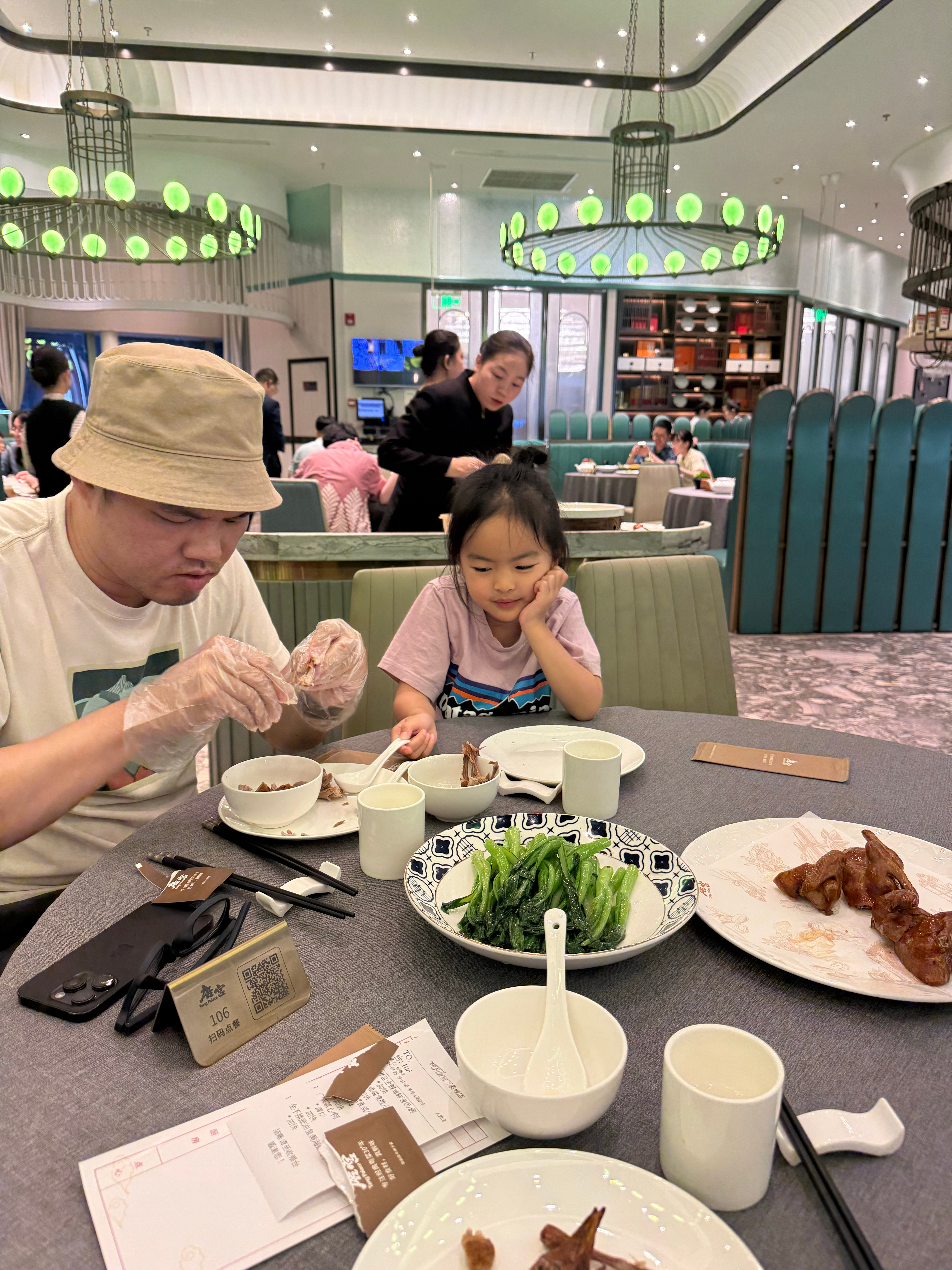 回到杭州了，啥事也没做但我已力竭。