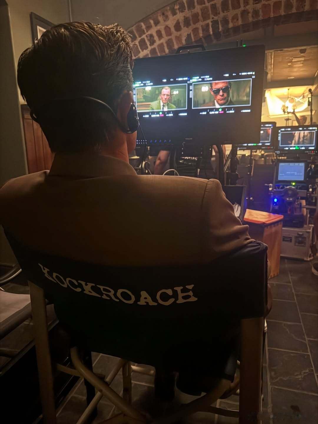 Chris Hemsworth克里斯海姆斯沃斯参演的新犯罪片《Kockroach