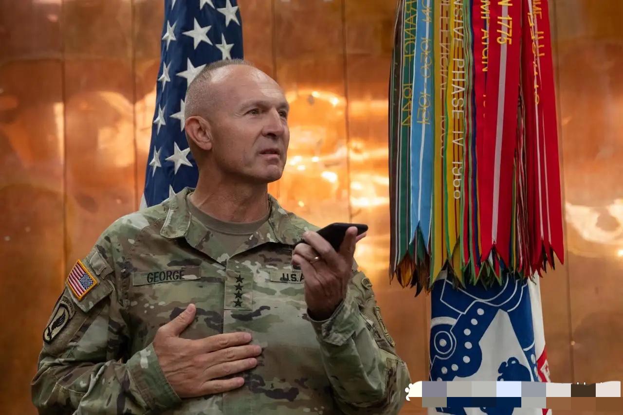 美国陆军参谋长兰迪·乔治将军在被国防部长赫格塞思解职后，于周五发布告别信，表示陆