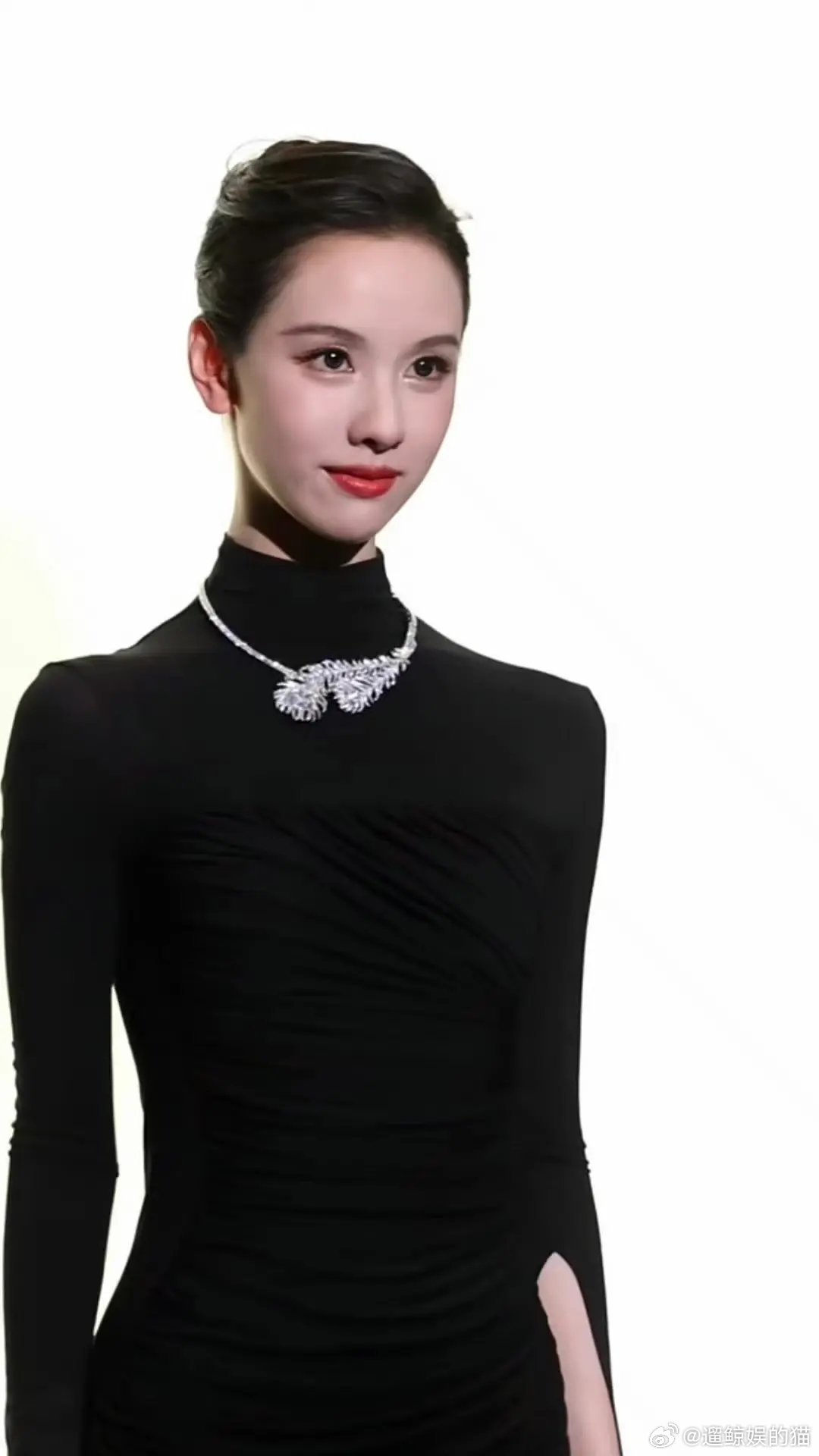 三人走的是天仙路线？同质化有点严重了 