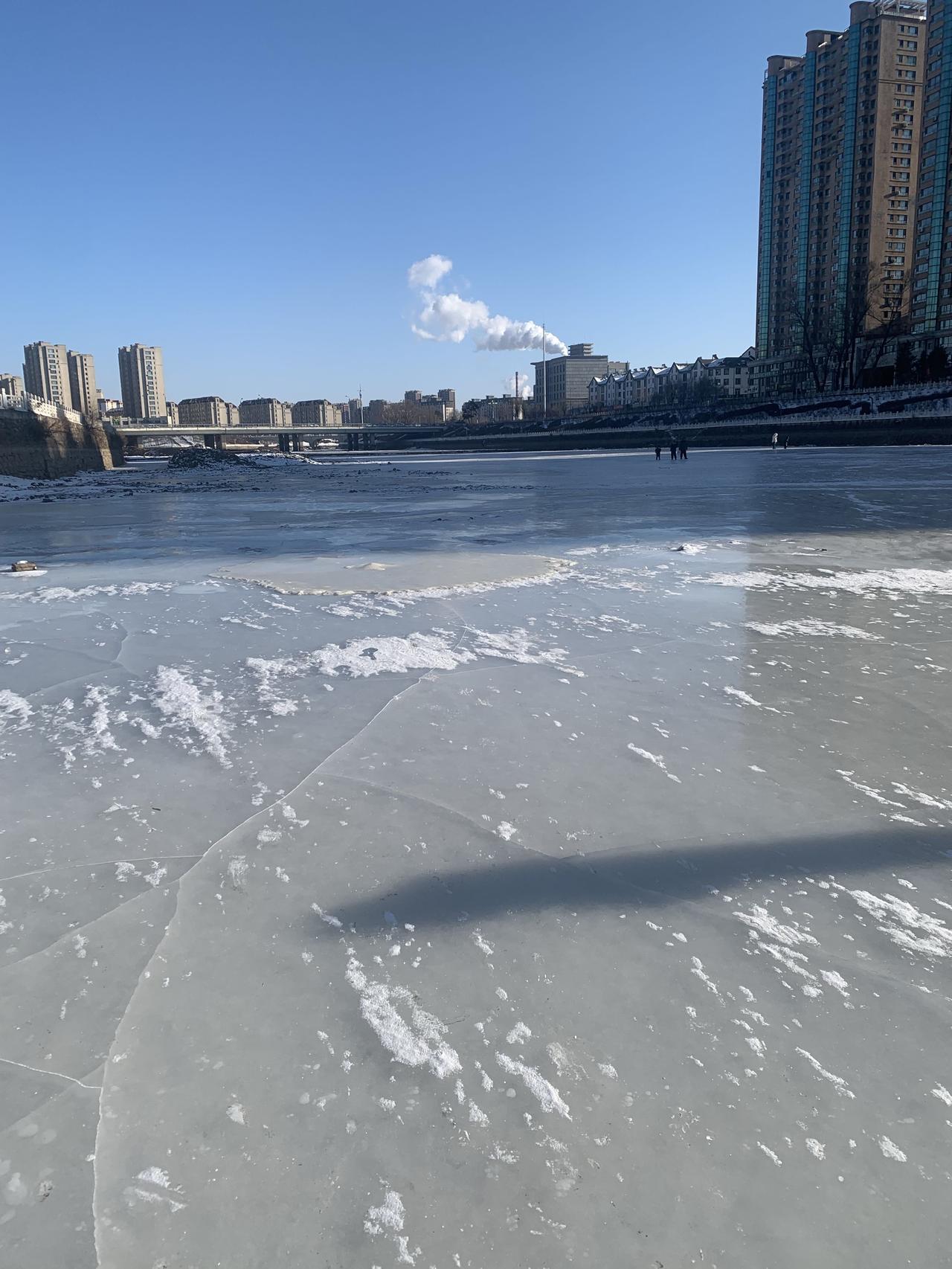 紧急通知

大家提前做好心理准备

从明天开始，接下来的将近20天可不是开玩笑的