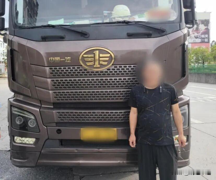 3分、罚款200元！重型半挂牵引车司机存在疲劳驾驶嫌疑，清远交警接到预警紧急行动