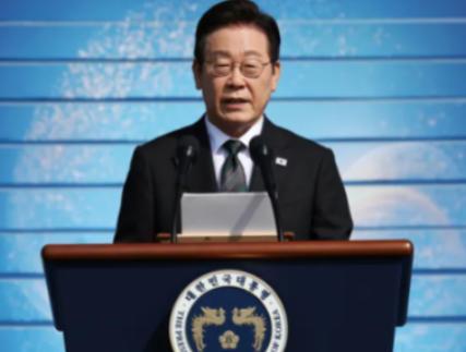 李在明做出一个重大决定
3月17号当天，韩国总统李在明公开对外表态，他明确表示，