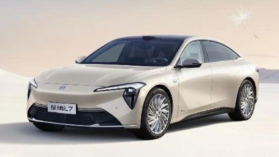 别克宣布将升级至境L7软件系统。
此次升级，优化至境L7搭载的“逍遥智行” 辅助