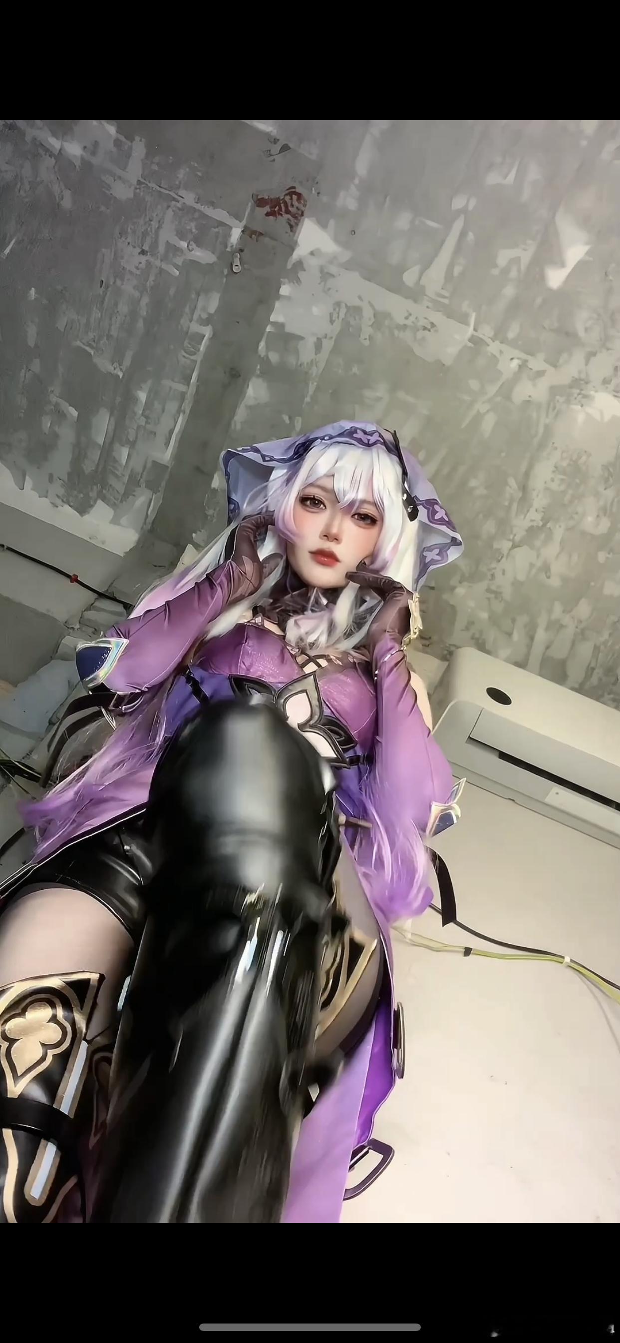 #崩坏星穹铁道[超话]##星穹铁道黑天鹅##cosplay##突破次元壁# 慢放