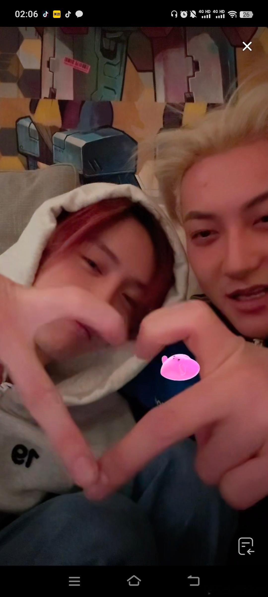 鹿晗黄子韬合体直播啦！！！[色][色] 