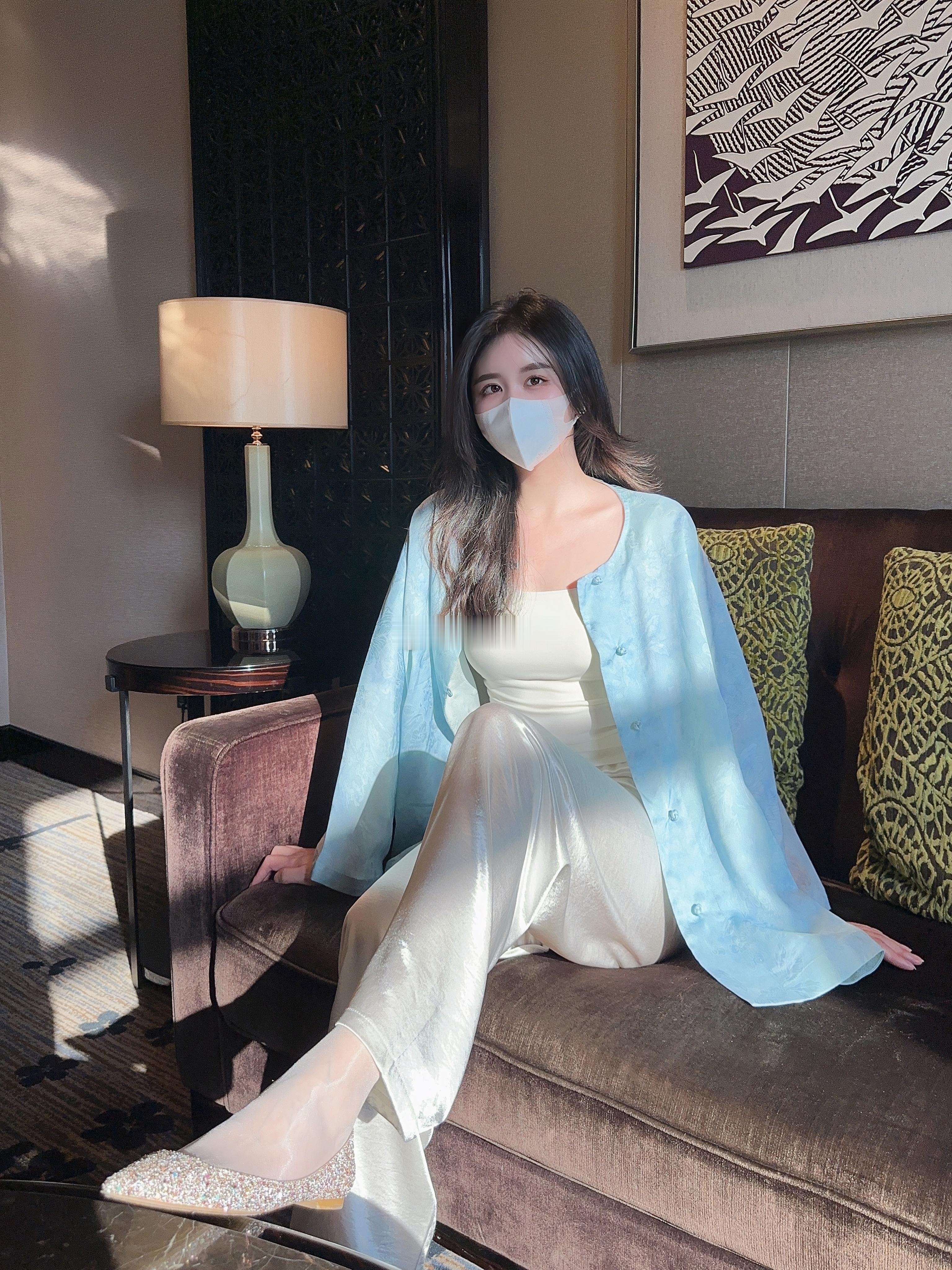 我那生动可爱的太太OOTD ​​​
