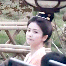 你们预约白鹿主演的莫离了吗？差一点就到50万了。 ​​​