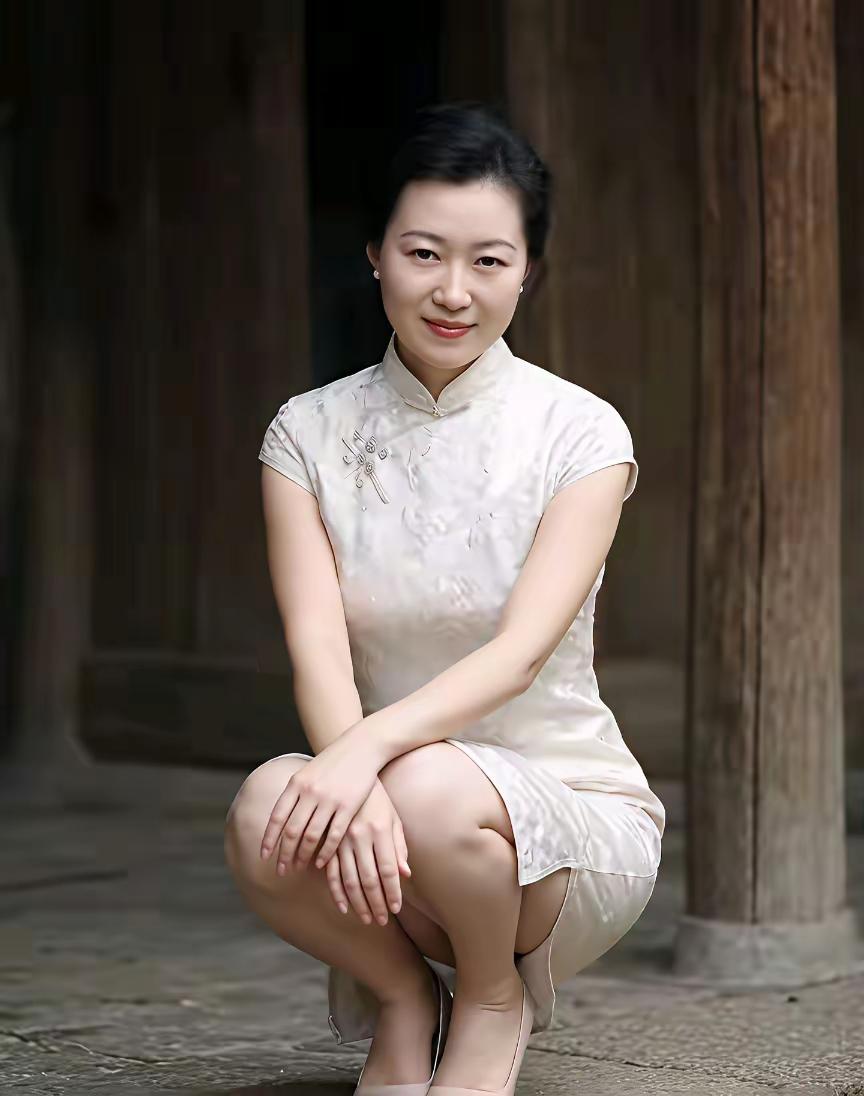 女孩子是身材重要,还是脸蛋重要?
身材重要，脸蛋同样重要。为什么这样说呢？不知现