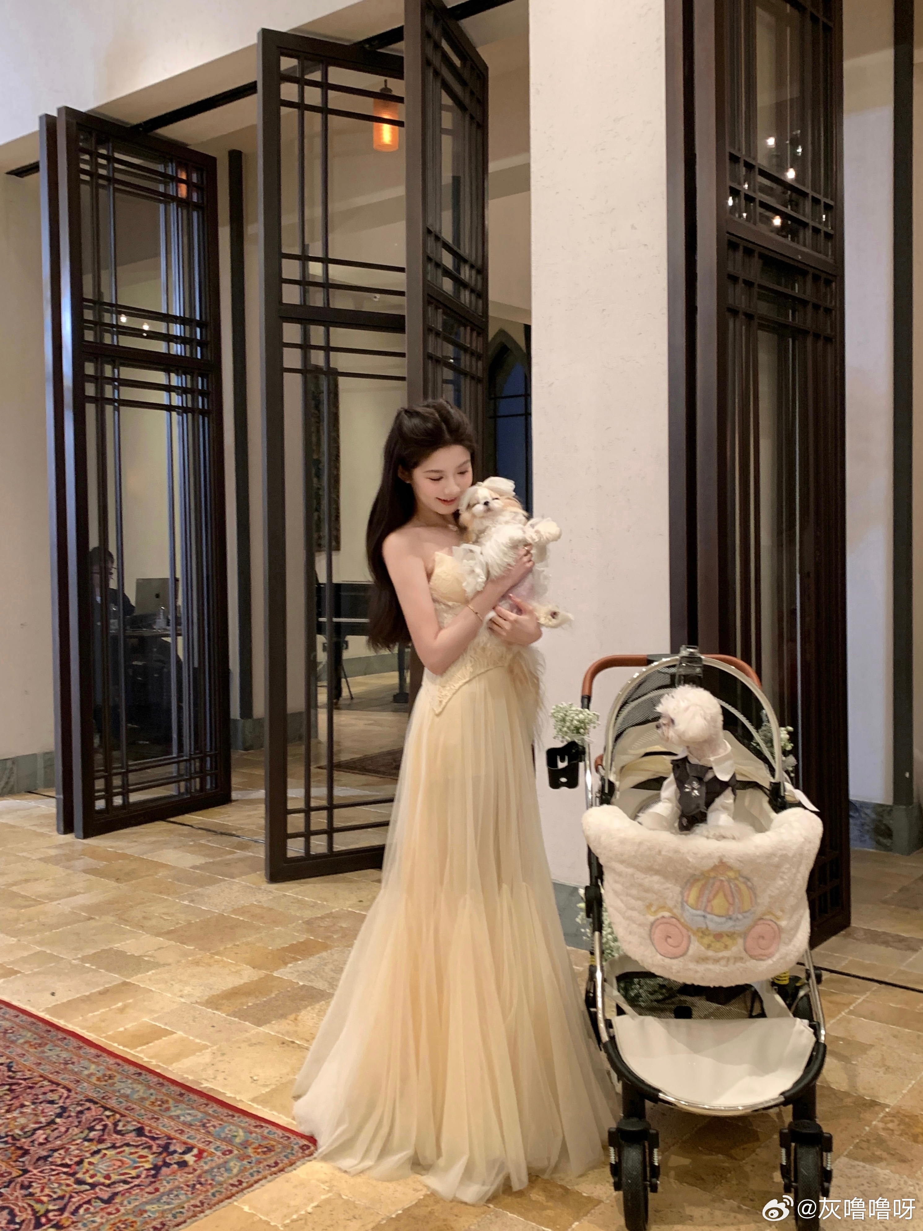 参加完朋友婚礼回来就集体流感了🤧降温了大家也要注意身体呀 
