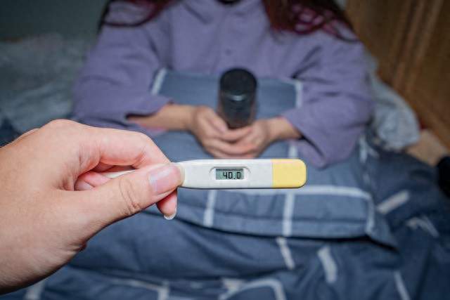 甲流 H3N2 变异株来袭，从发烧到病危仅一周：这 4 个征兆千万别硬扛