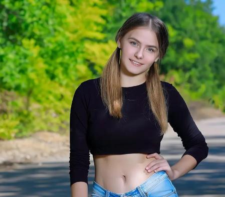 为什么俄罗斯女性年轻的时候那么美，结婚后颜值就没那么惊艳了？
很多人把这个问题当