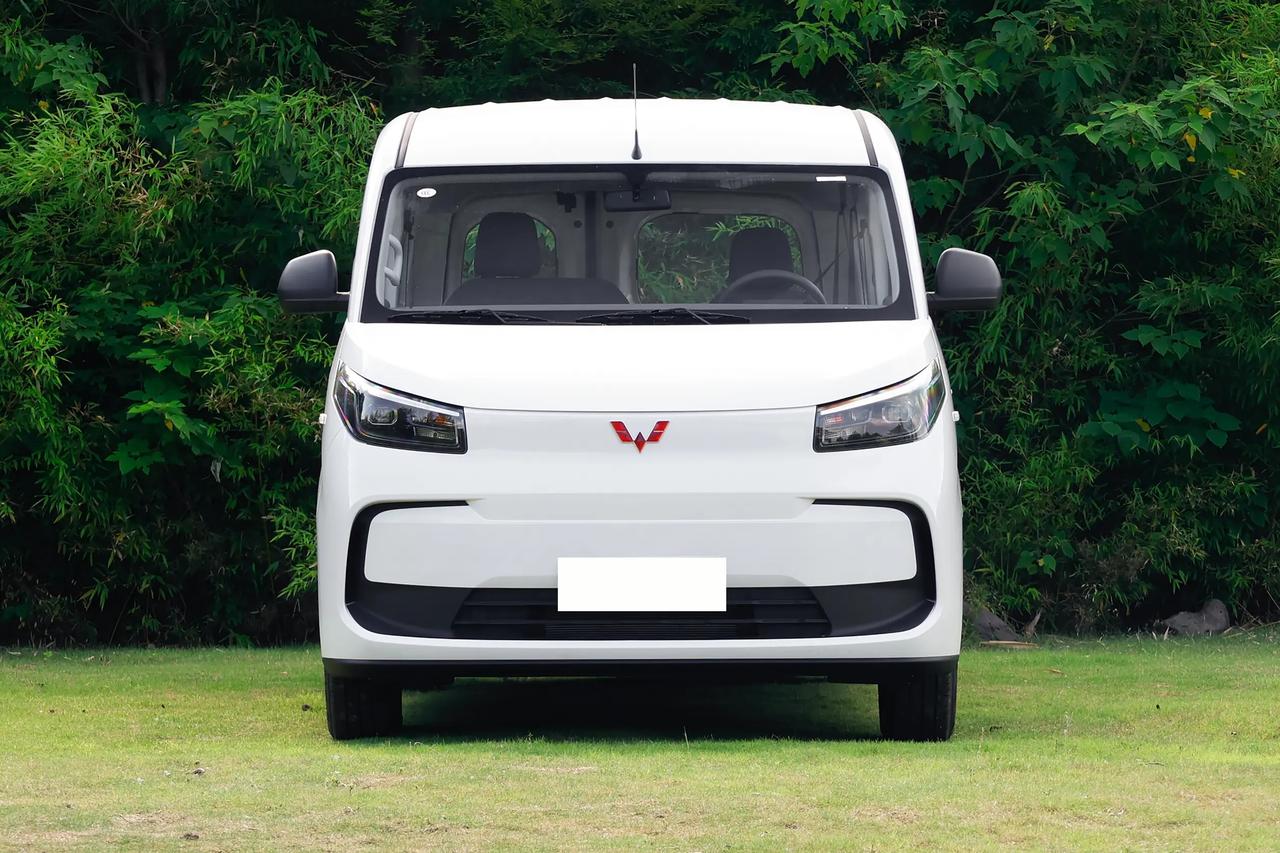 🚐五菱扬光Pro把权益门槛放到9.48万元，我反应不是“真便宜”，而是五菱终于