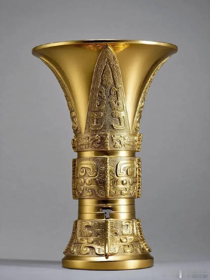 青铜器一开始原来是金色的 青铜器的青色全是时光的馈赠！岁月缓缓褪去它最初的金色外