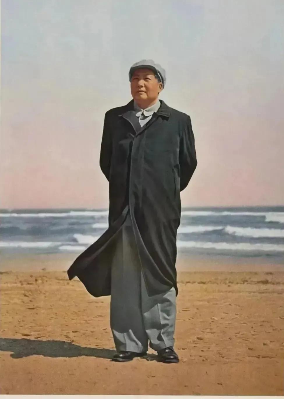 
伟人毛泽东（320）