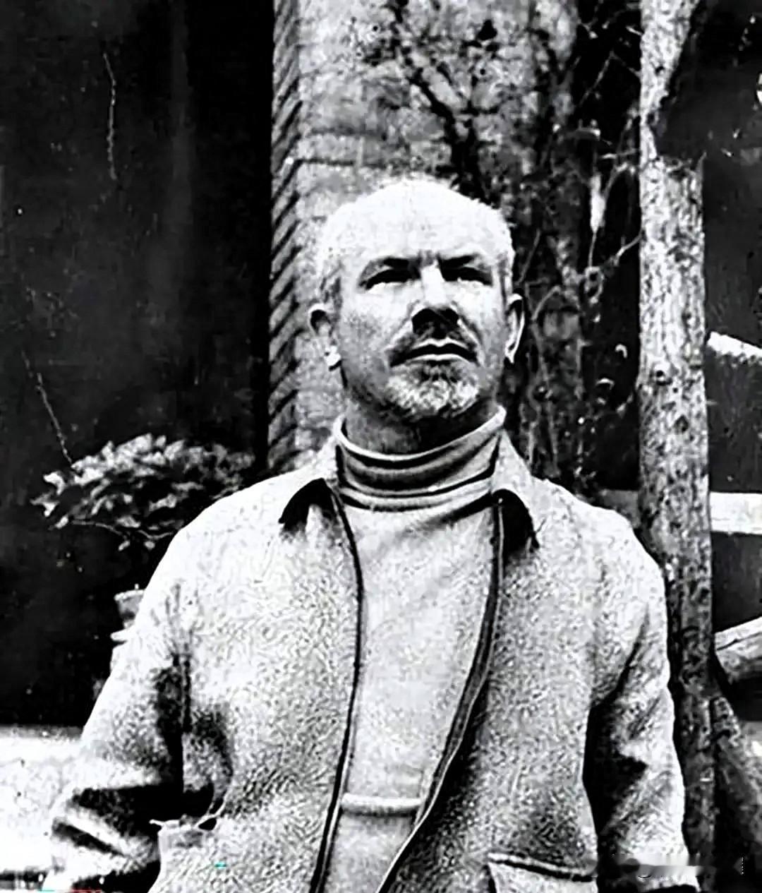 我一直以为白求恩就是个好人，课本里那种，脸谱化的好人。
直到今天，我才知道，这根