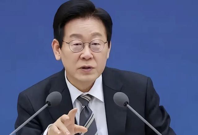 李在明不得了！他前天刚提出构建首尔—平壤—北京高铁构想。今天，韩联社又发文报道：