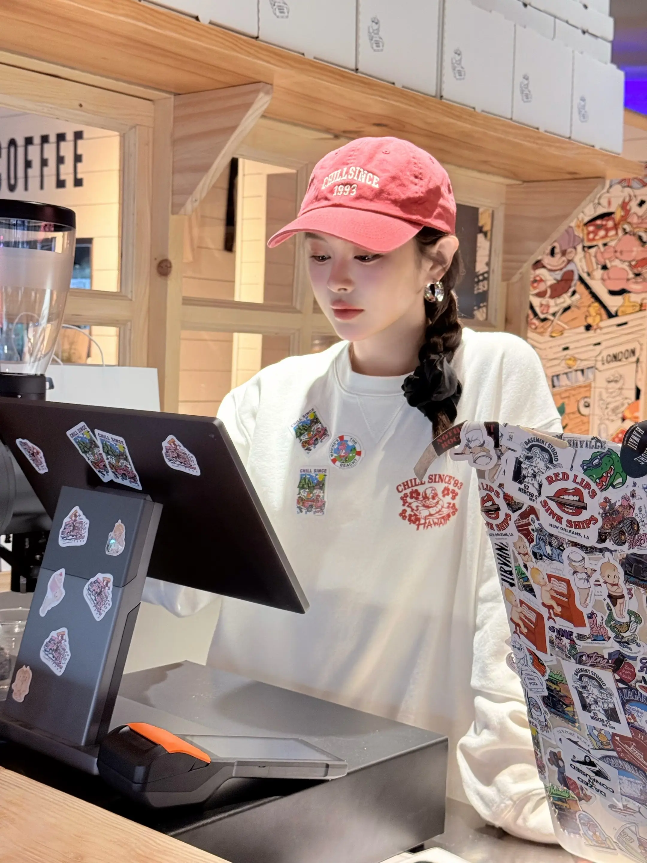 听说BM 在三里屯开了一家披萨店～ 感谢友友们来捧场～很出片喔大家快来...