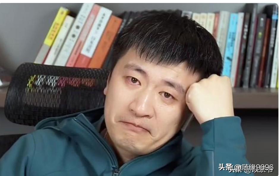 所以他的去世，让许多人感到惋惜和悲痛。这个有责任、有担当的男人太累了，安息吧！