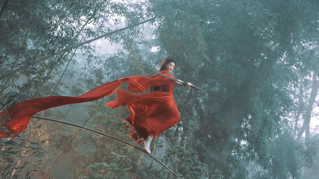 惹到王鹤润算是踢到铁板了 辛湄杀人的时候不说废话，不犹豫，不心软。名单上的人，一