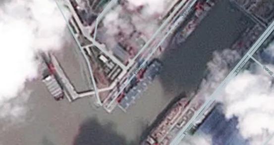 海军的喜讯是一个接一个，福建号刚列装，5万吨大舰又好事将近！

网络上的图片显示