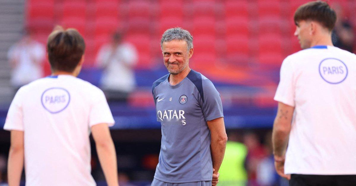 [To learn English]
Paris St Germain's hu