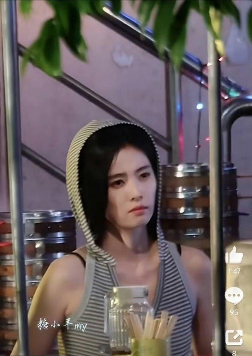 白鹿这个造型看起来蛮man的 