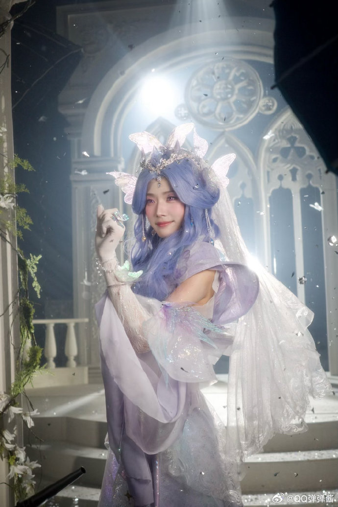 我拍的卢昱晓卢昱晓美照来袭！**镜头里的她灵动自然，笑容超有感染力～每一帧都像在