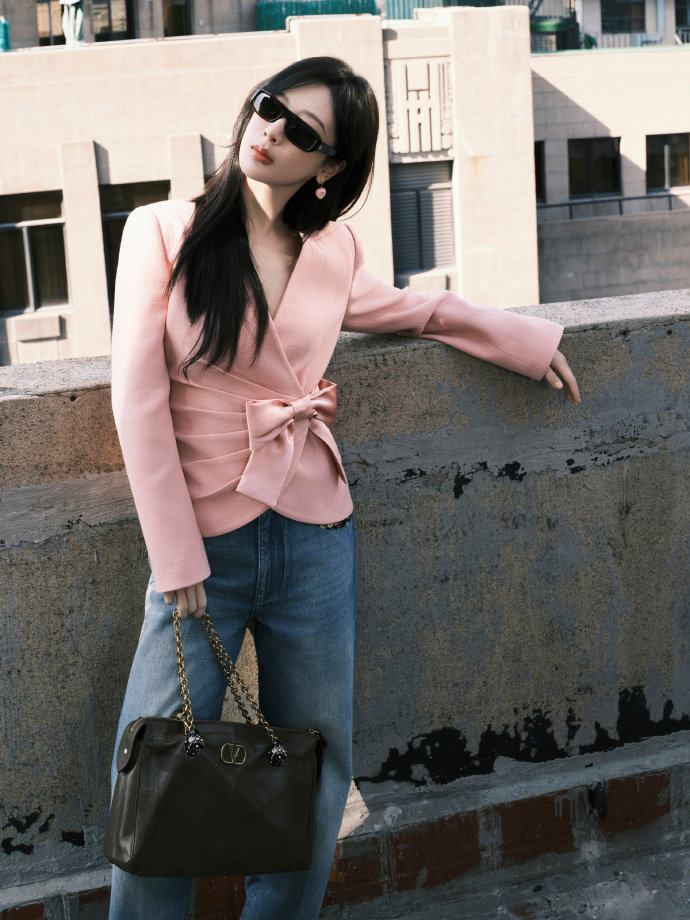 杨紫下一站造型 杨紫粉色蝴蝶结造型杨紫粉色蝴蝶结造型 