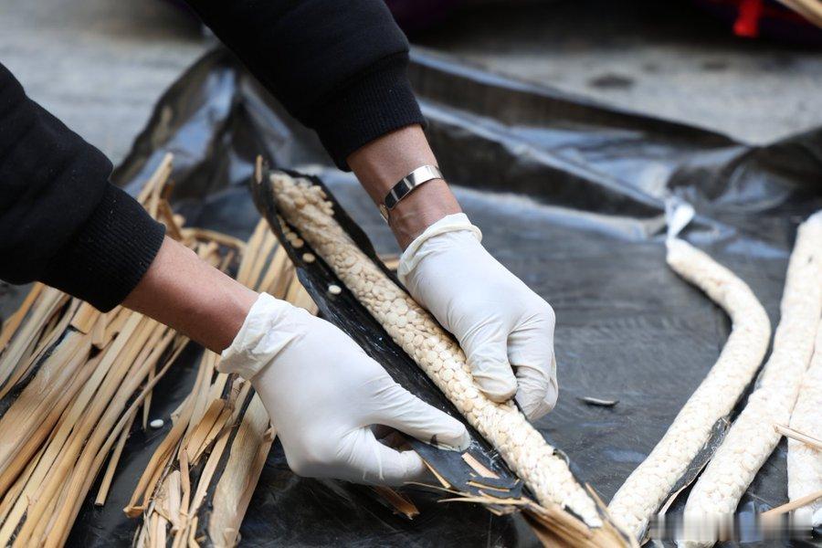 叙利亚内政部最近搞了场"扫毒大行动"，查获了18万片Captagon药丸——这玩