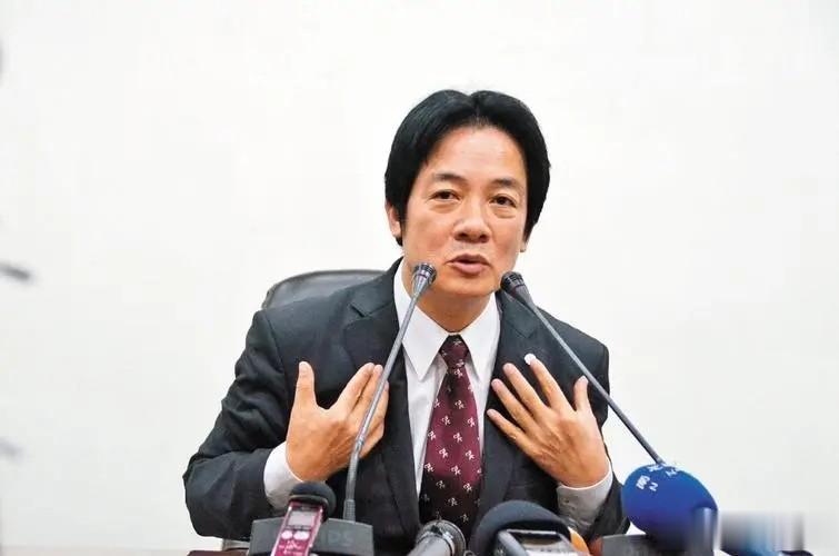 郭台铭为了赢得2024大选，正在团结一切可以团结的人，放下身段与韩国瑜和解就是其